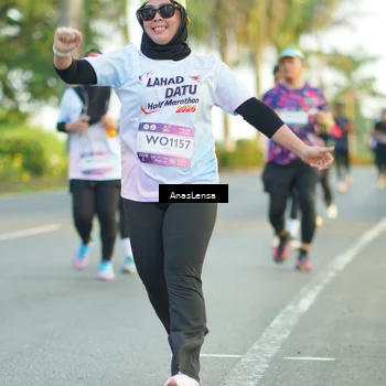 Runner Photo 7759542