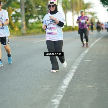 Runner Photo 7759550