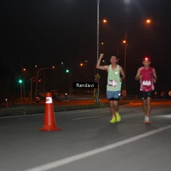 Runner Photo 7759553
