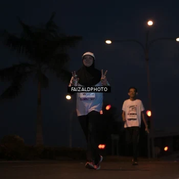 Runner Photo 7759555