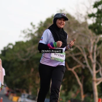 Runner Photo 7759564