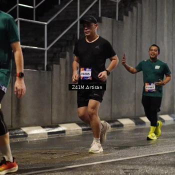 Runner Photo 7759588