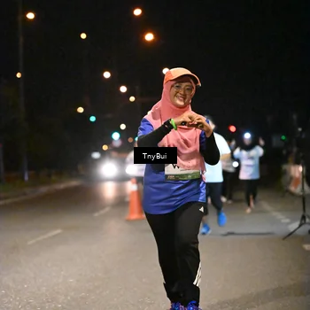 Runner Photo 7759589