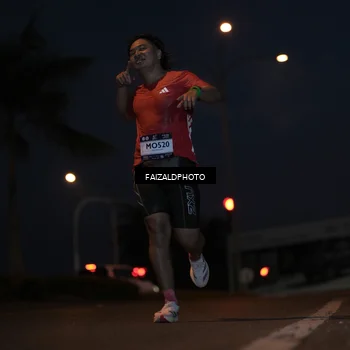 Runner Photo 7759592