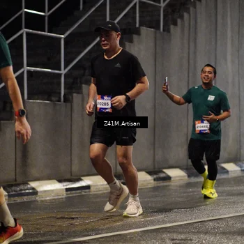 Runner Photo 7759615