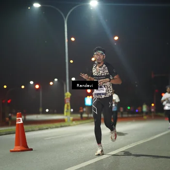 Runner Photo 7759627