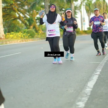 Runner Photo 7759661