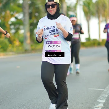 Runner Photo 7759670
