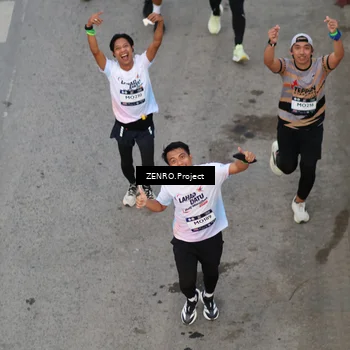 Runner Photo 7759680