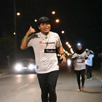 Runner Photo 7759704