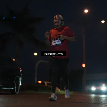 Runner Photo 7759711