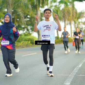 Runner Photo 7759740