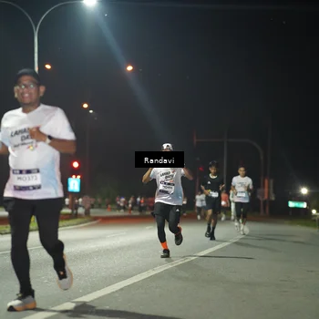 Runner Photo 7759784