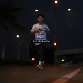 Runner Photo 7759791