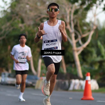 Runner Photo 7759849