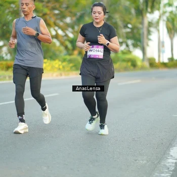 Runner Photo 7759858