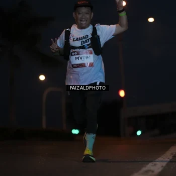 Runner Photo 7759864