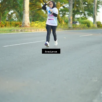 Runner Photo 7759865