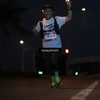 Runner Photo 7759871