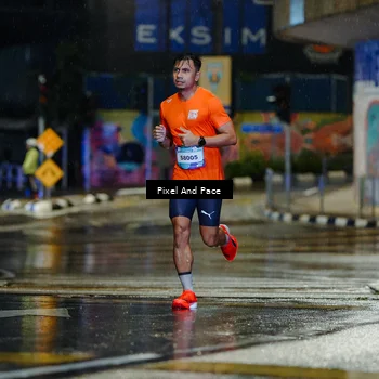 Runner Photo 7759921