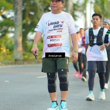 Runner Photo 7759930