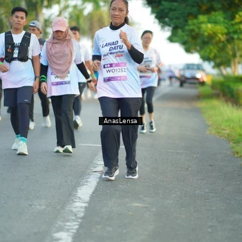 Runner Photo 7759978