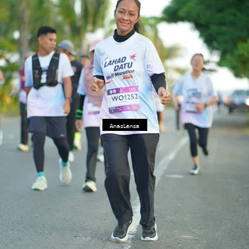 Runner Photo 7759989