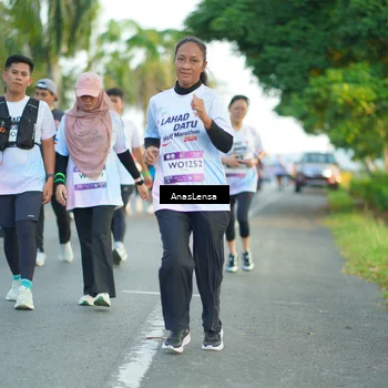 Runner Photo 7759990