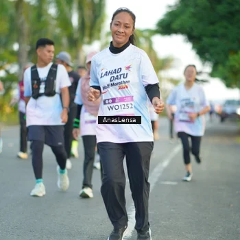 Runner Photo 7759992