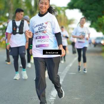 Runner Photo 7759995