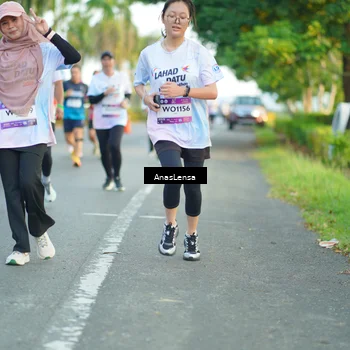 Runner Photo 7760020