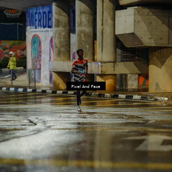 Runner Photo 7760049