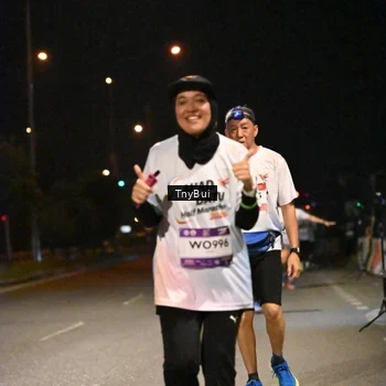 Runner Photo 7760055