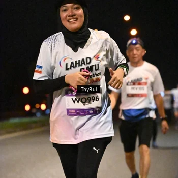 Runner Photo 7760056
