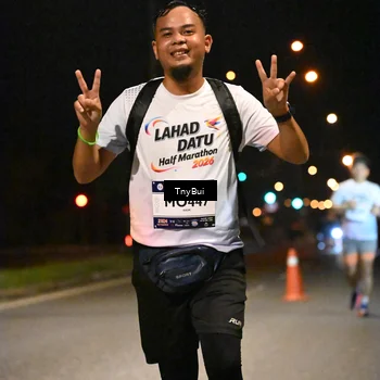 Runner Photo 7760060