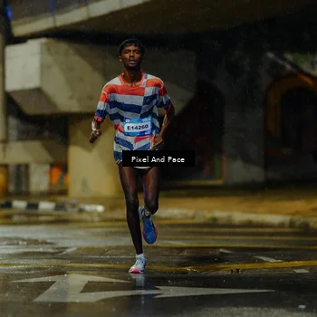 Runner Photo 7760081