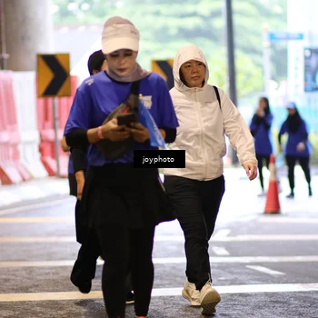 Runner Photo 7760092