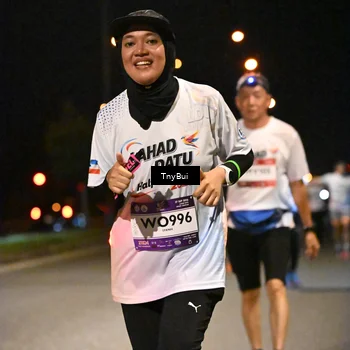 Runner Photo 7760117