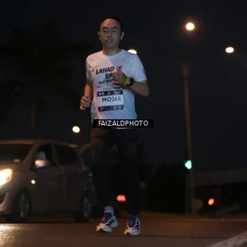 Runner Photo 7760123