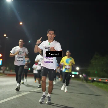 Runner Photo 7760169