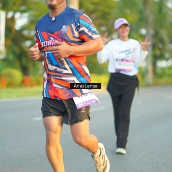 Runner Photo 7760175