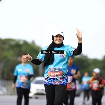 Runner Photo 7760186