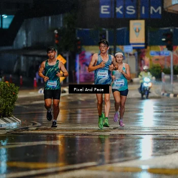 Runner Photo 7760190