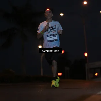Runner Photo 7760221