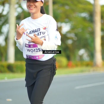 Runner Photo 7760238