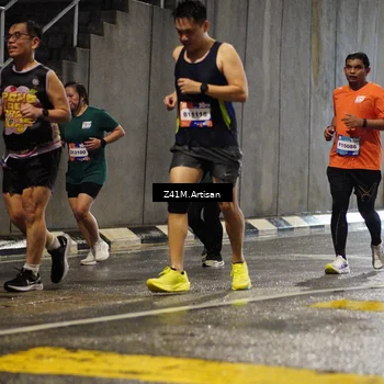 Runner Photo 7760242