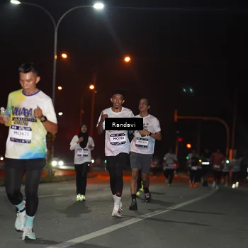 Runner Photo 7760254