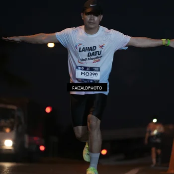 Runner Photo 7760269