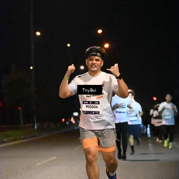 Runner Photo 7760280