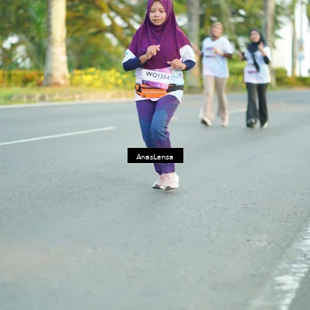 Runner Photo 7760307